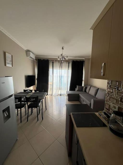 Seaside Apartment Дуррес Экстерьер фото